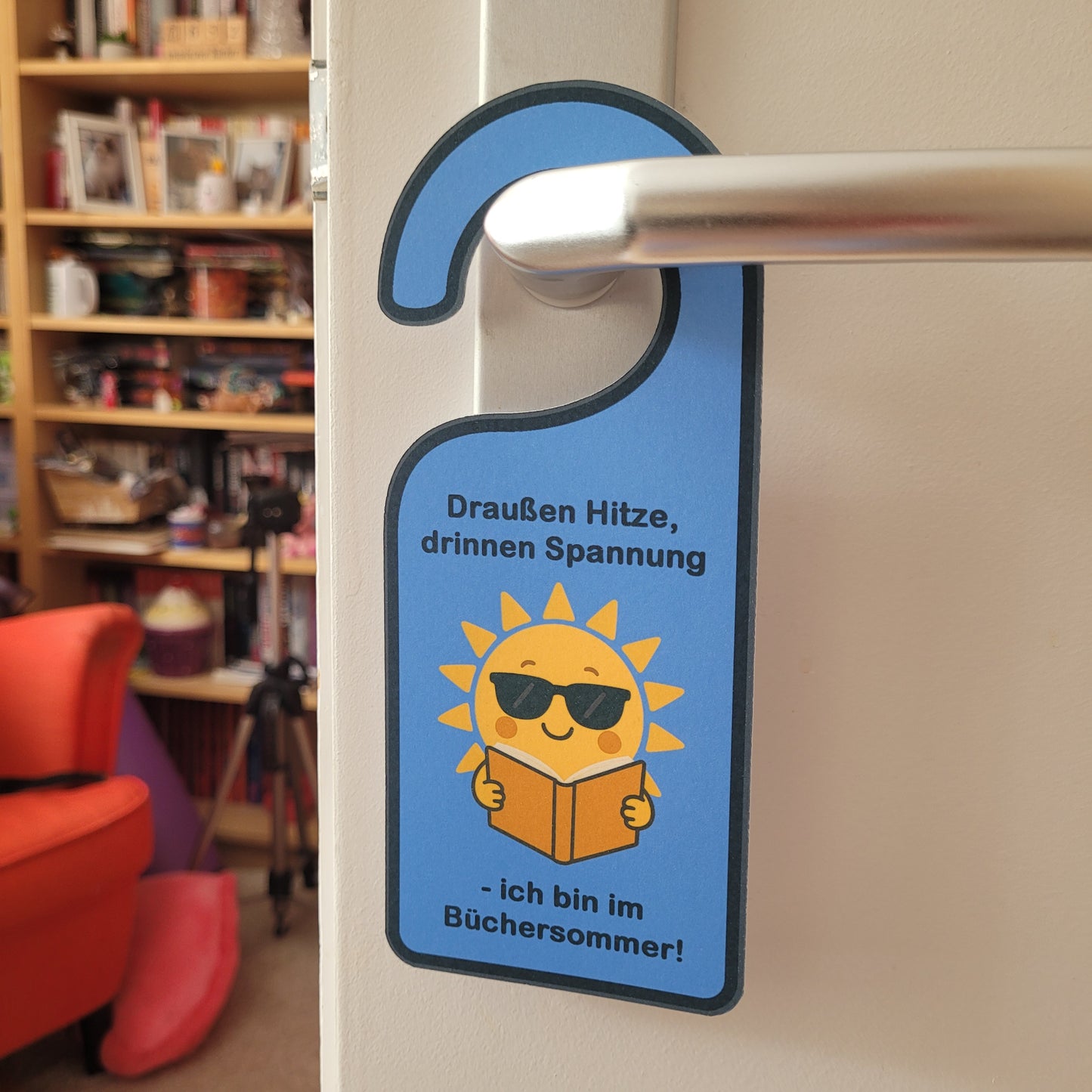 Türschild „Büchersommer“ - Draußen Hitze, drinnen Spannung! ☀️📚🚪✨