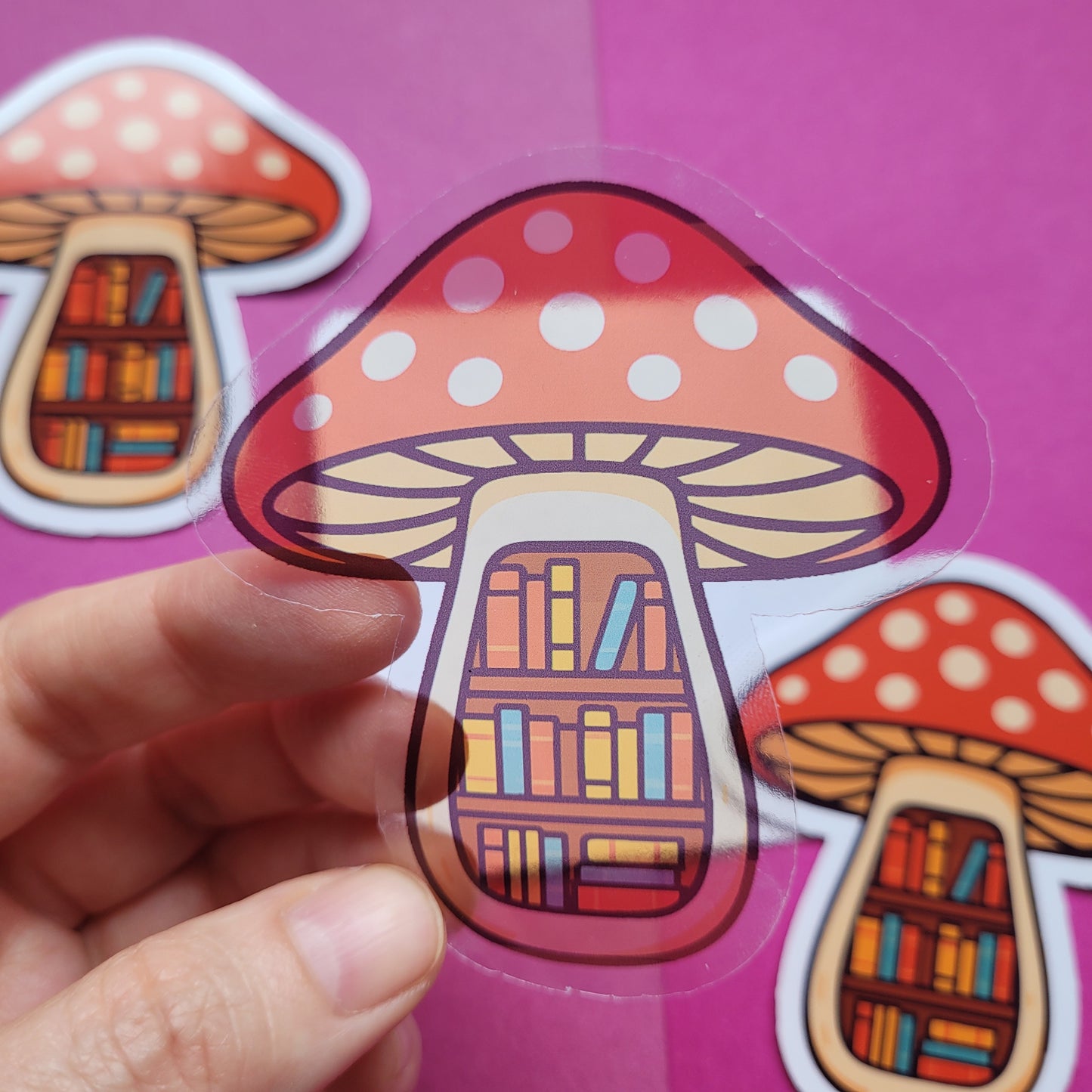 Sticker „Fliegenpilz-Bücherregal"