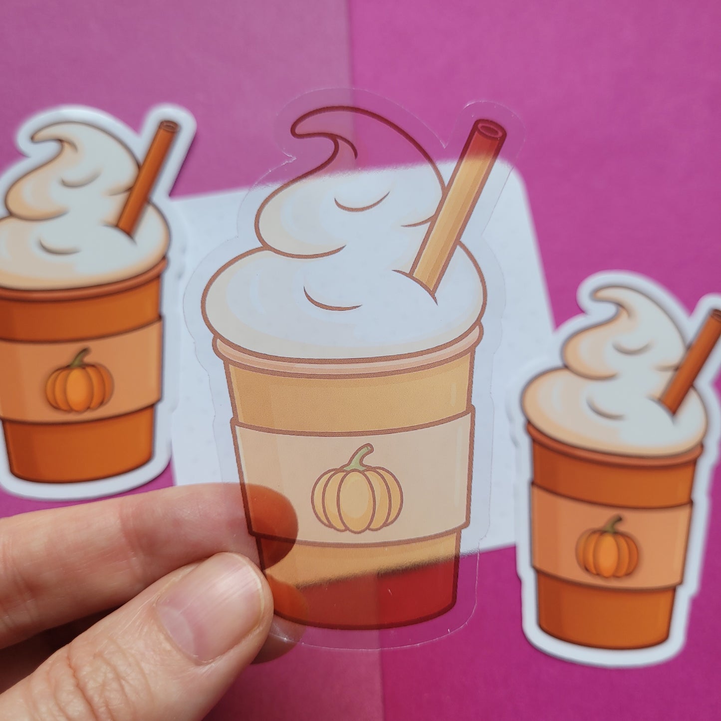 Sticker „Pumpkin Spice Latte" - Cozy Herbststimmung für Bücherfans 🎃☕📖
