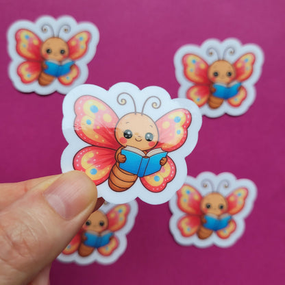 Sticker „Aurelia, der lesende Schmetterling“ 🦋