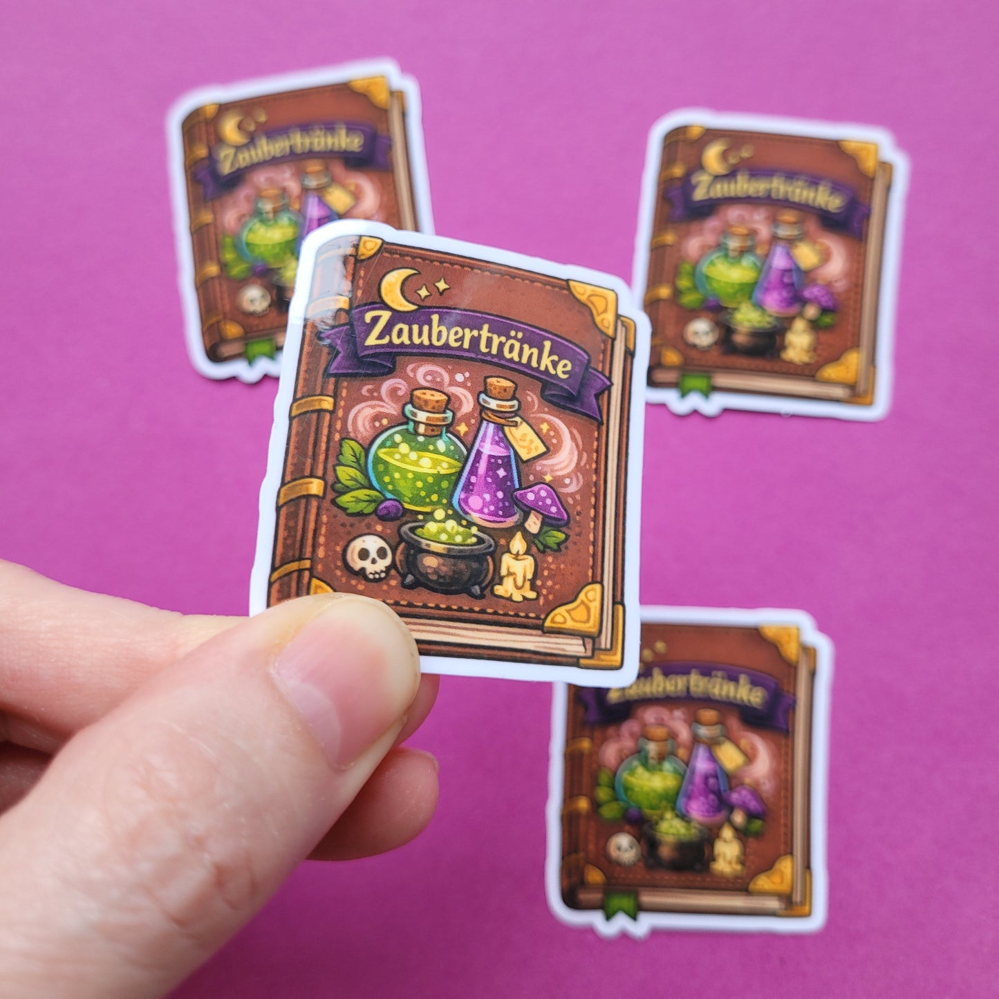 Sticker „Buch der Zaubertränke“ 📖🧪🌙