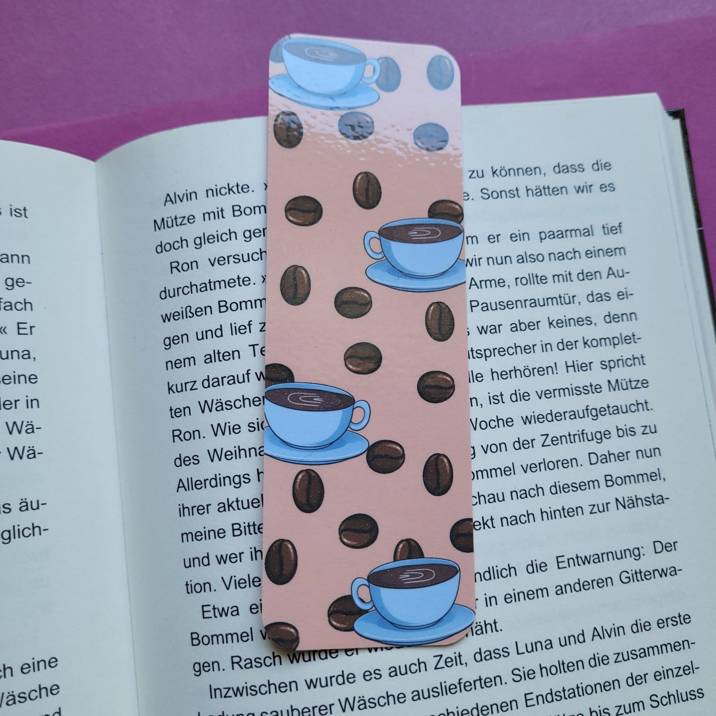 Standard-Lesezeichen Kaffee laminiert ohne Rand abgerundete Ecken