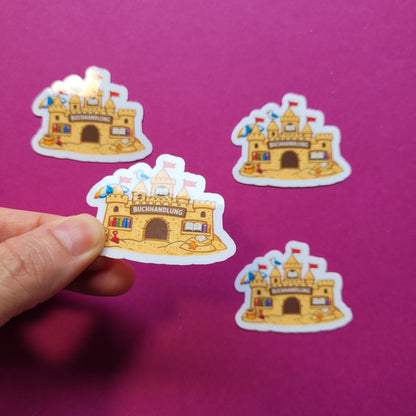 Sticker „Buchhandlung Sandburg“ - Dein Lieblingsbuchladen für den Sommer 🏖️📚🏰✨