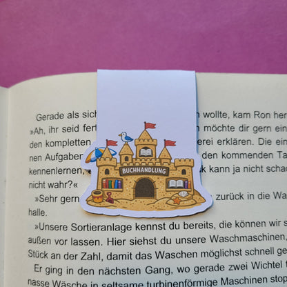 Magnet-Lesezeichen „Buchhandlung Sandburg“ - Der schönste Buchladen des Sommers 🏖️📚🏰✨