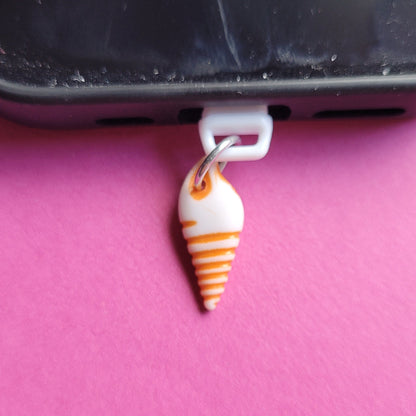 USB-C-Charm „Muschel“ - Ein Stück Meeresgefühl für dein Lieblingsgerät - Limited Edition 🐚🌊☀️