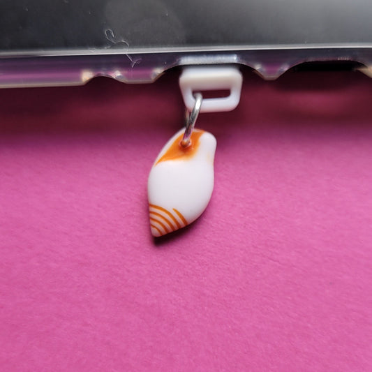 USB-C-Charm „Muschel“ - Ein Stück Meeresgefühl für dein Lieblingsgerät - Limited Edition 🐚🌊☀️