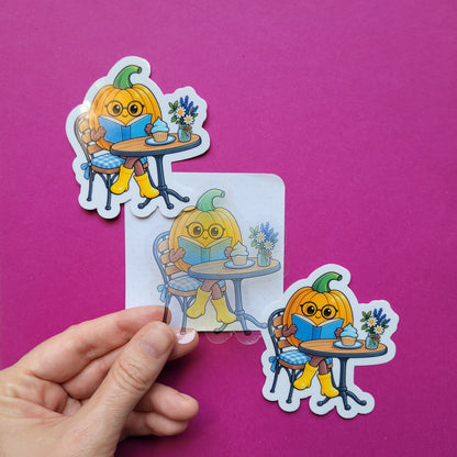 Sticker Kürby im Lesecafé groß transparent