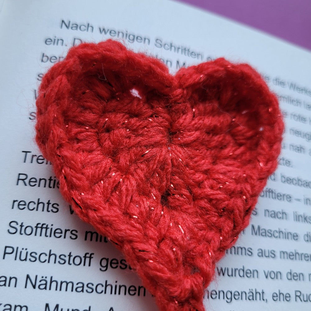 Häkel-Lesezeichen „Herz mit Glitzer“ ❤️✨