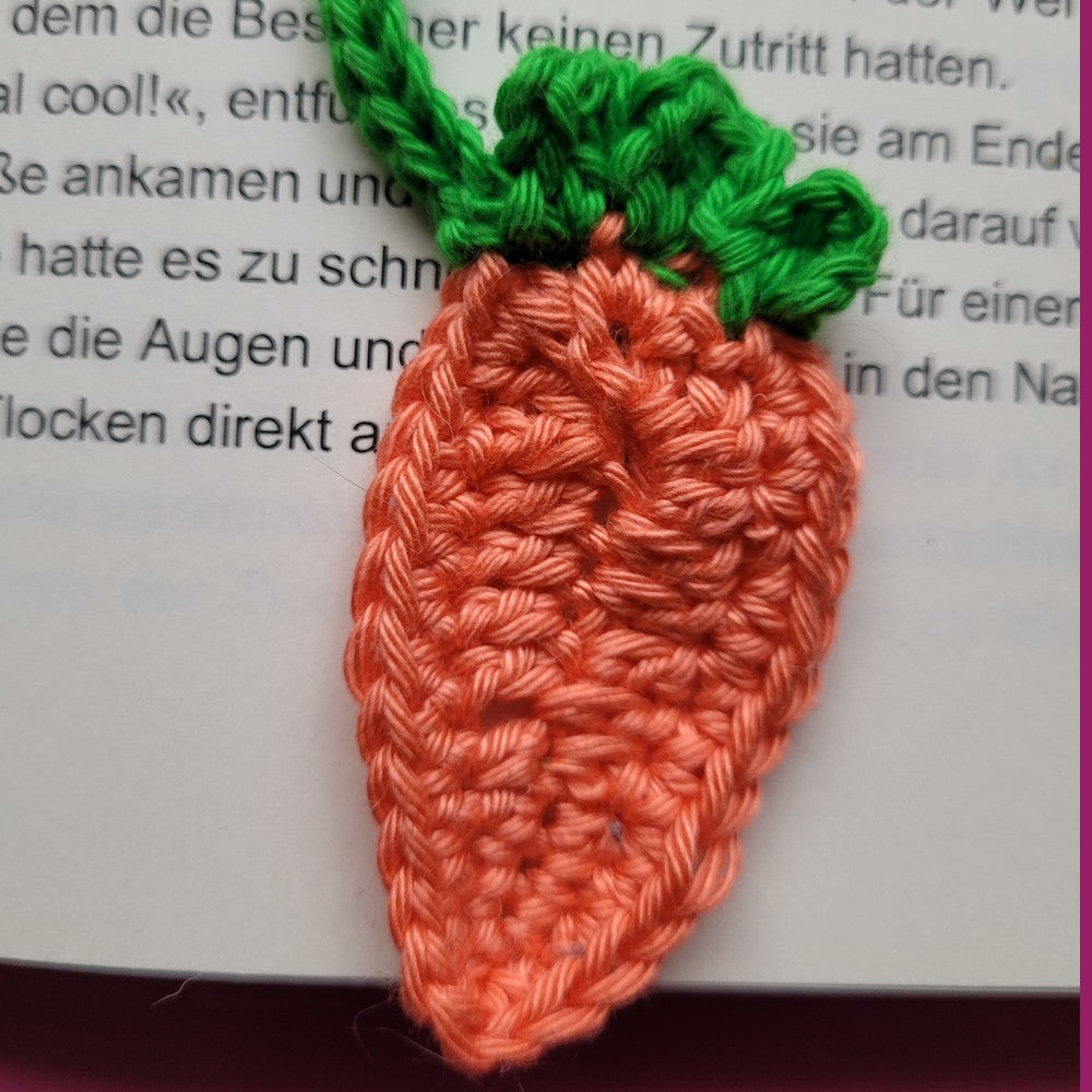 Häkel-Lesezeichen „Hase mit Karotte“ 🐰🥕