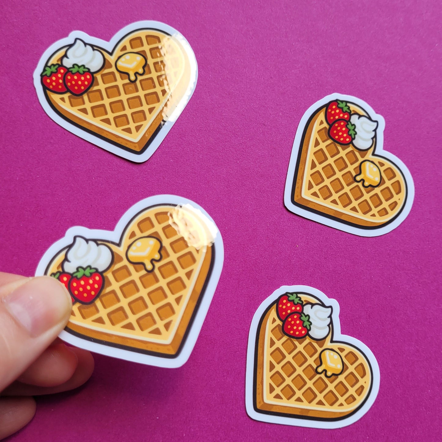 Sticker „Sommerwaffel“ - Süße Sommerstimmung zum Aufkleben 🧇🍓📚☀️✨