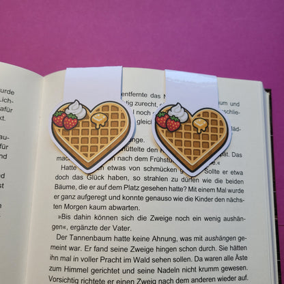 Magnet-Lesezeichen „Sommerwaffel“ - Ein süßer Leckerbissen für deine Lesestunden 🧇🍓📚☀️✨