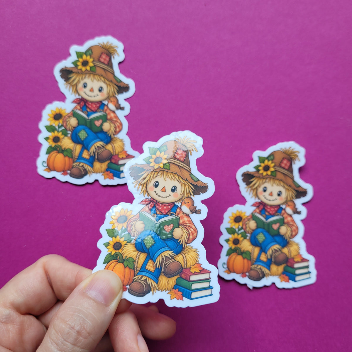 Sticker lesende Vogelscheuche groß glänzend