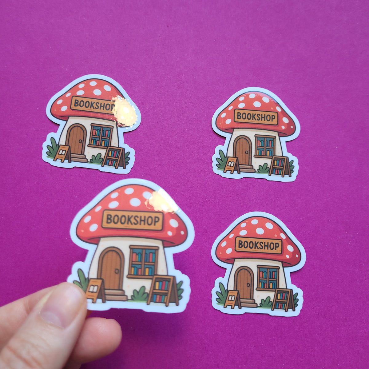 Sticker Buchhandlung Fliegenpiiz klein glänzend
