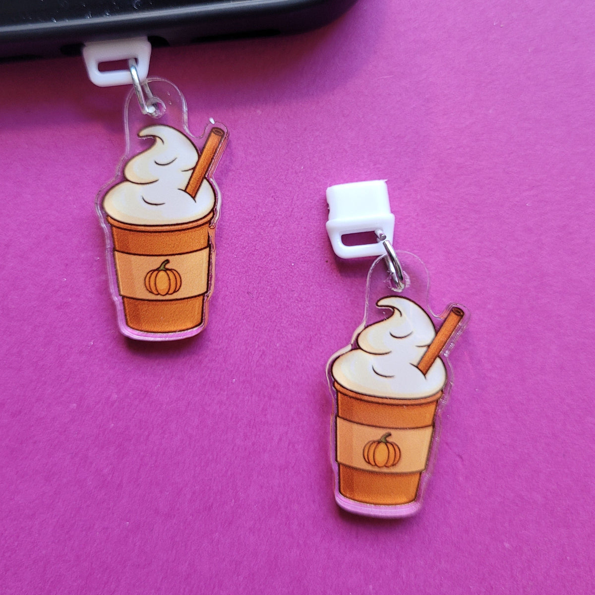 USB-C-Charm Pumpkin Spice Latte
