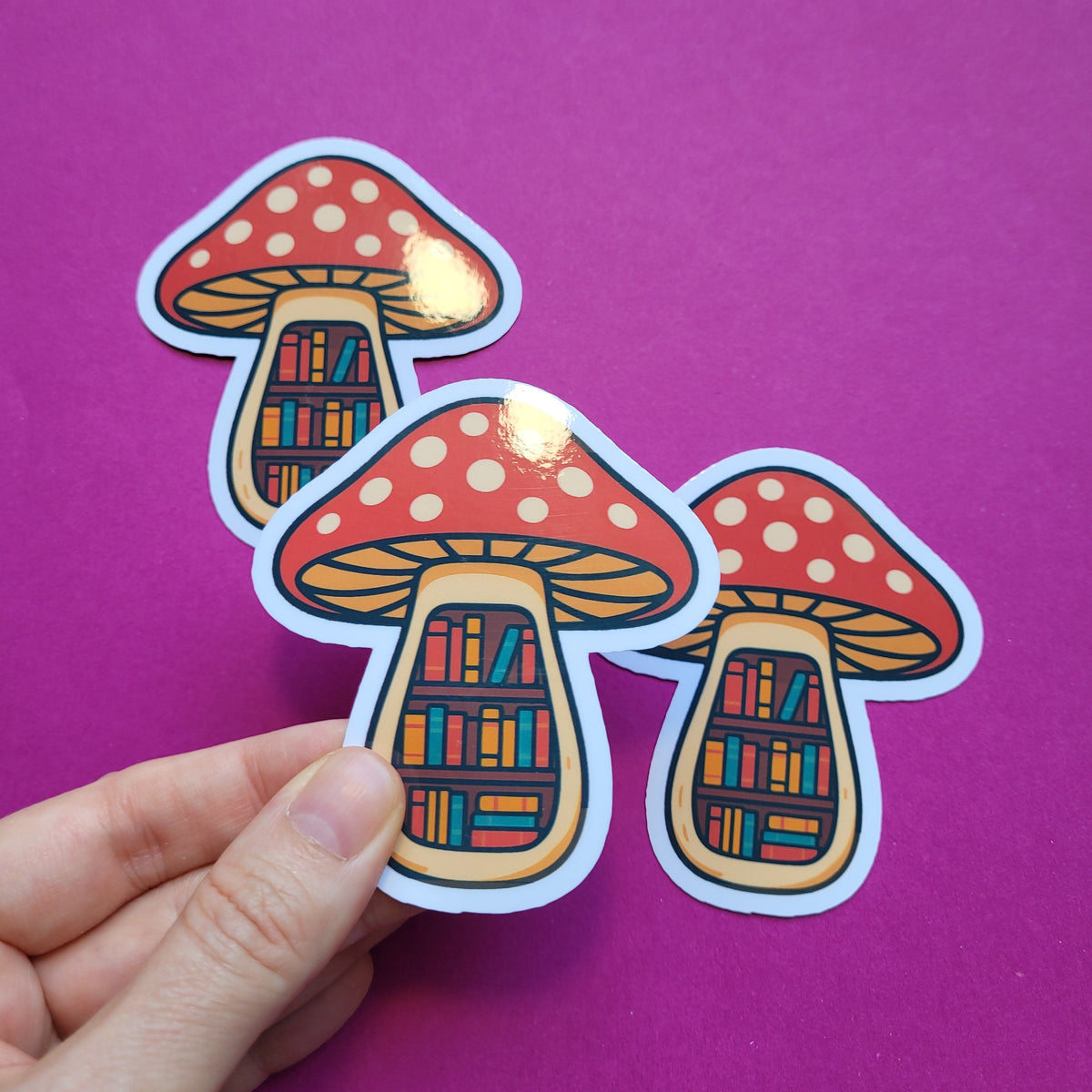 Sticker Fliegenpilz-Bücherregal groß glänzend