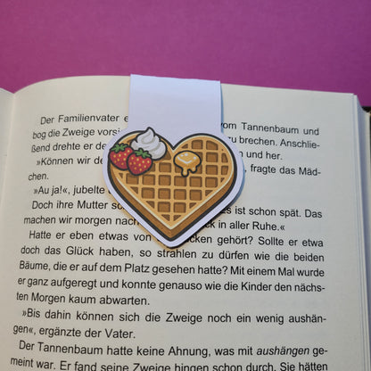 Magnet-Lesezeichen „Sommerwaffel“ - Ein süßer Leckerbissen für deine Lesestunden 🧇🍓📚☀️✨